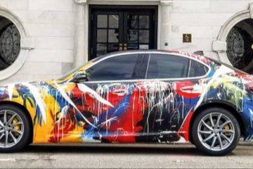 L’Alfa Romeo Giulia diventa un’opera d’arte grazie al pittore americano Elliot Webb