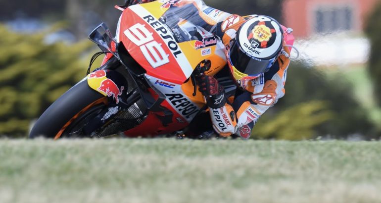 MotoGp in Australia, il solito Marquez spazza via Vinales. Crutchlow e Miller sul podio